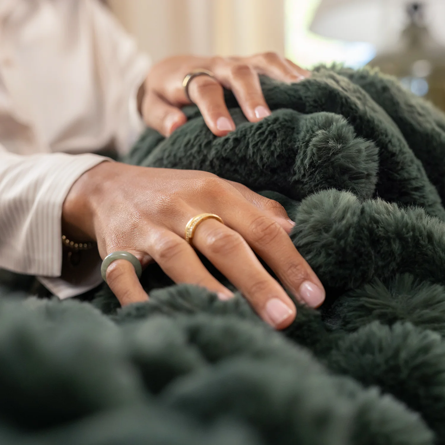Acadia Faux Fur Throw - Image 11