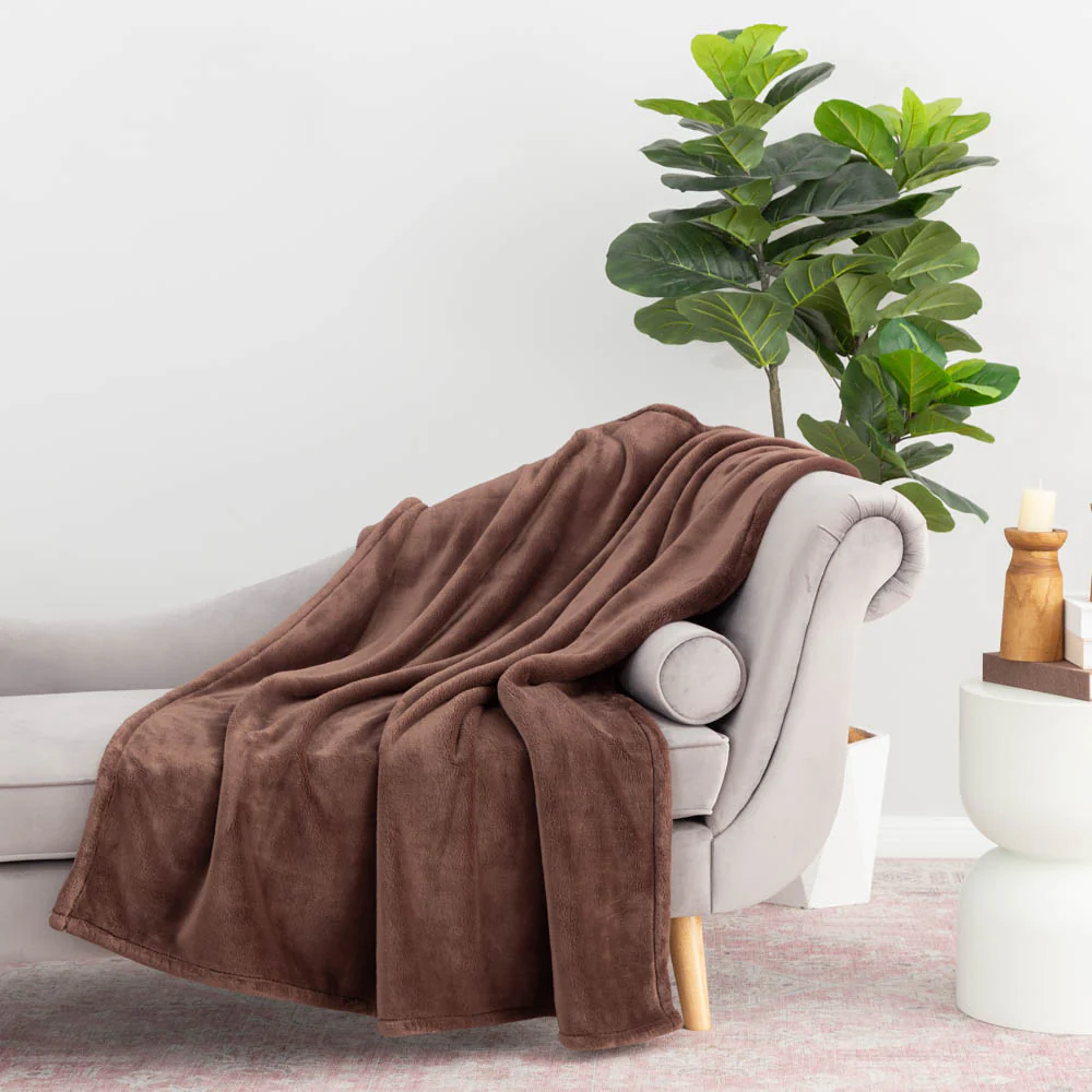 Heavyweight PrimaLush™ Throw - Image 13