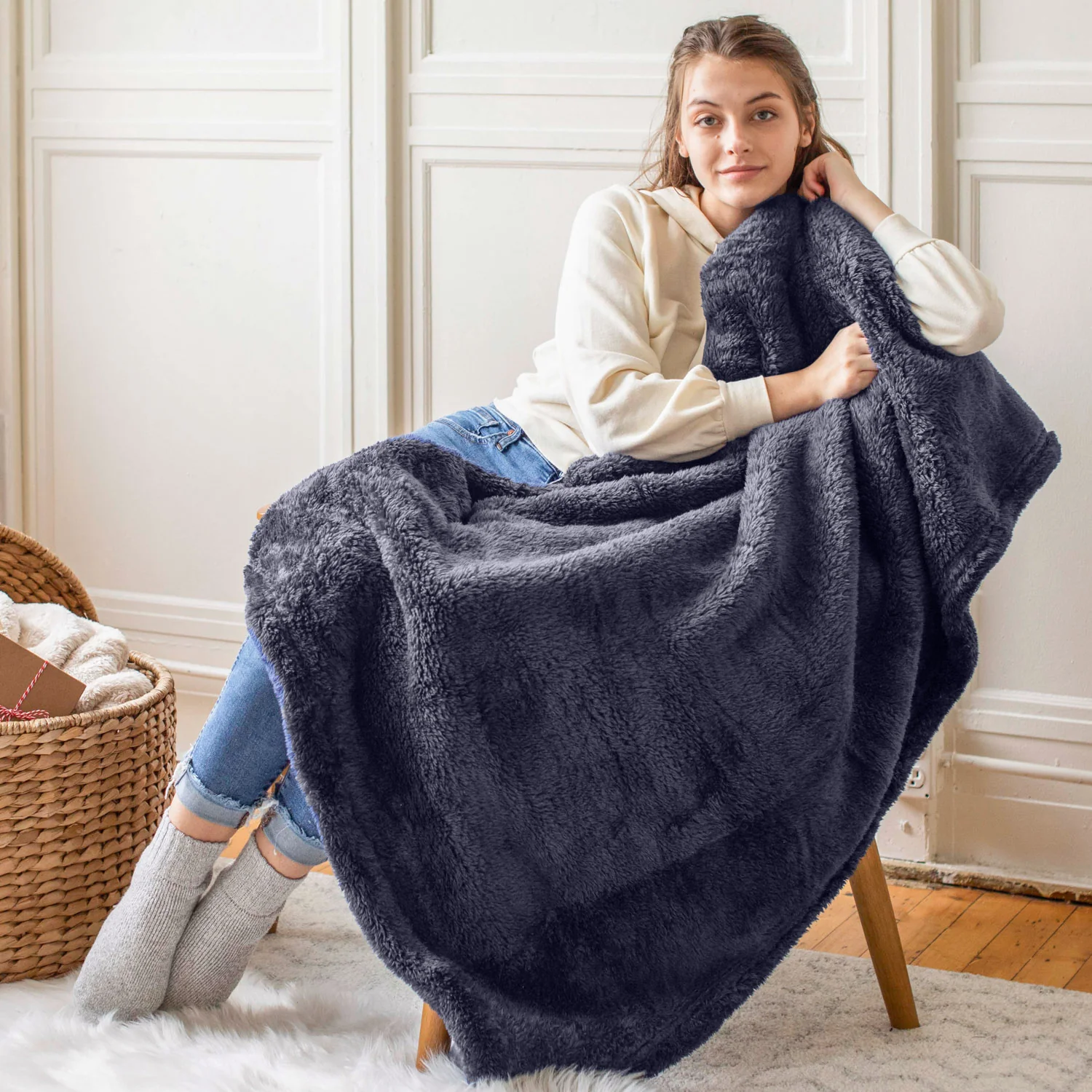 Oversized Extra-Fluffy™ Throw - Image 24