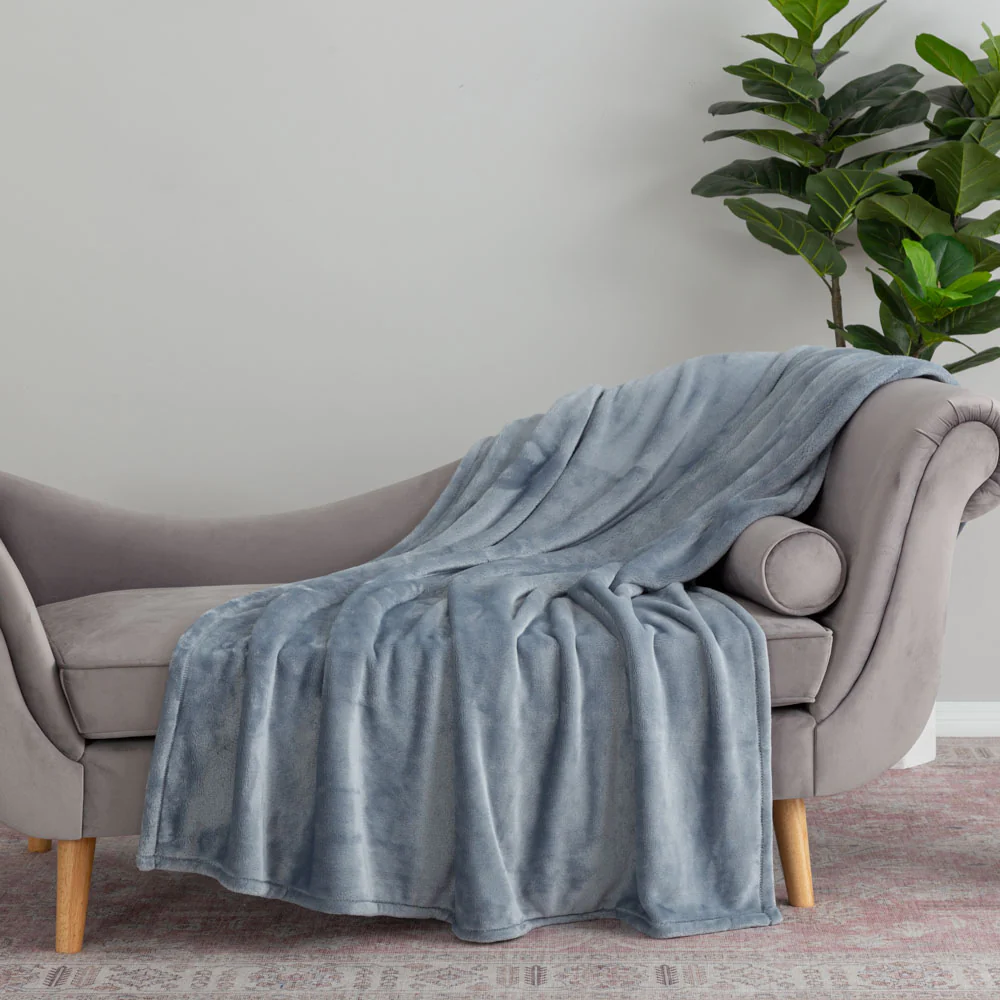 Oversized VelvetLoft® Throw - Image 11