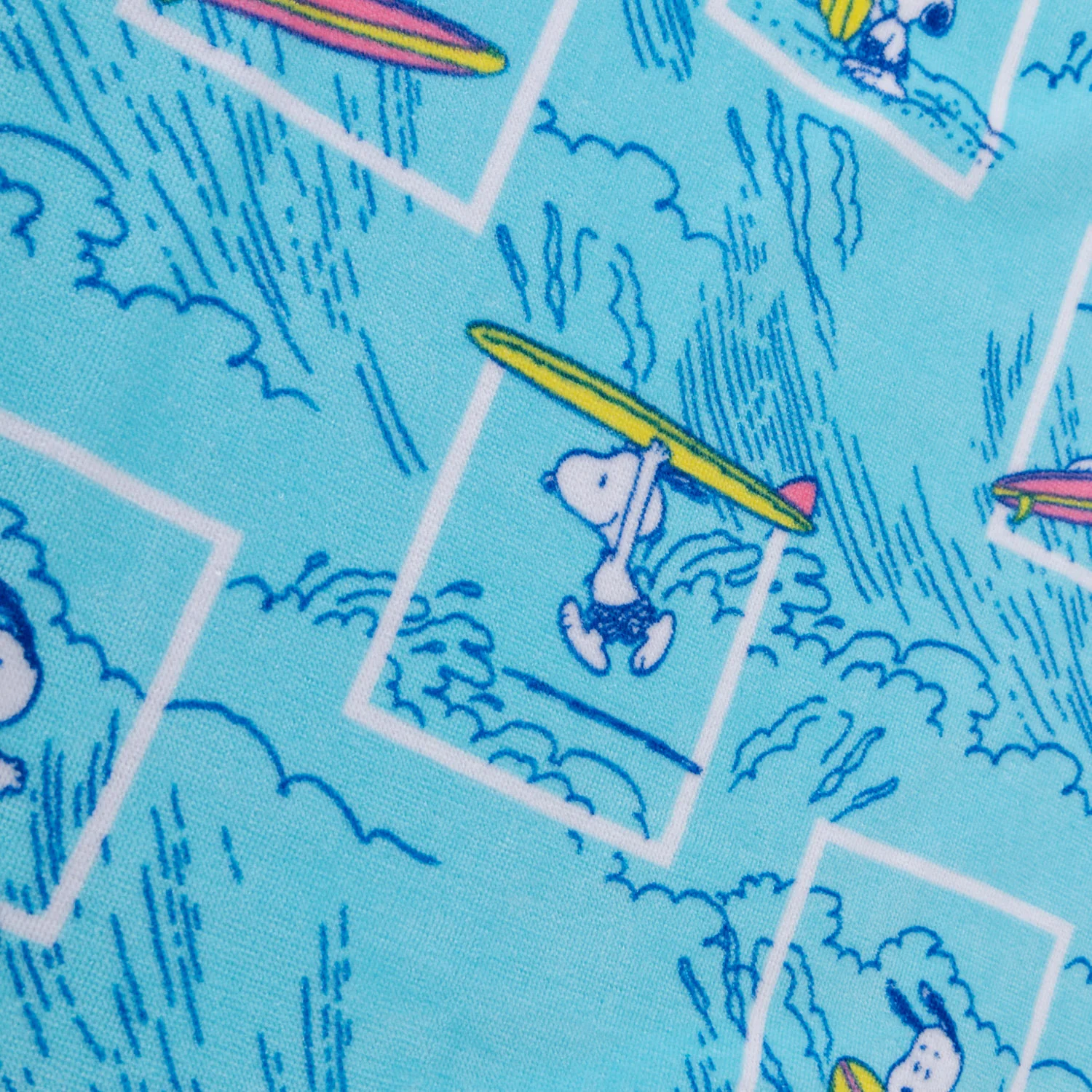 Peanuts® Oversized Beach Towel - Image 3