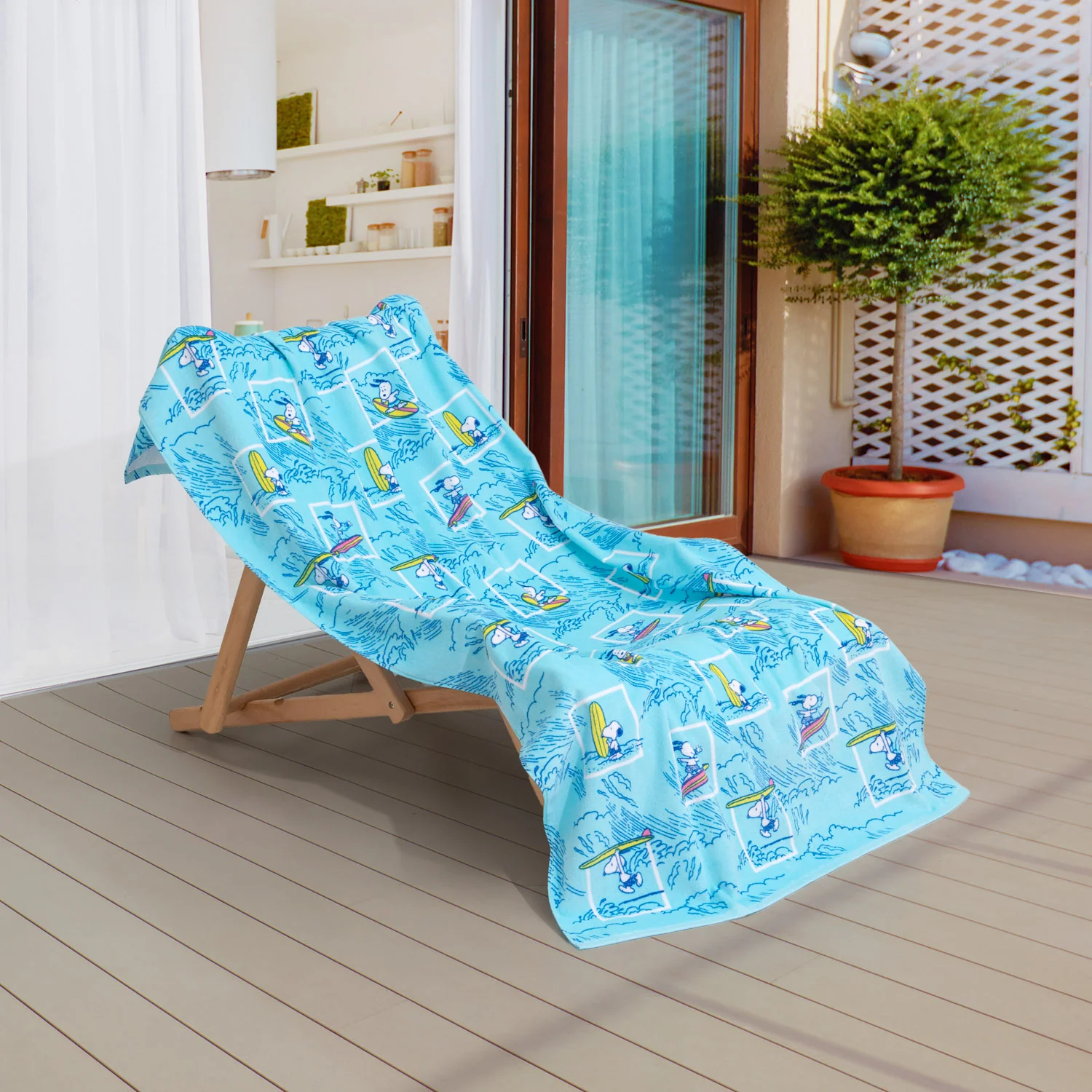 Peanuts® Oversized Beach Towel - Image 5