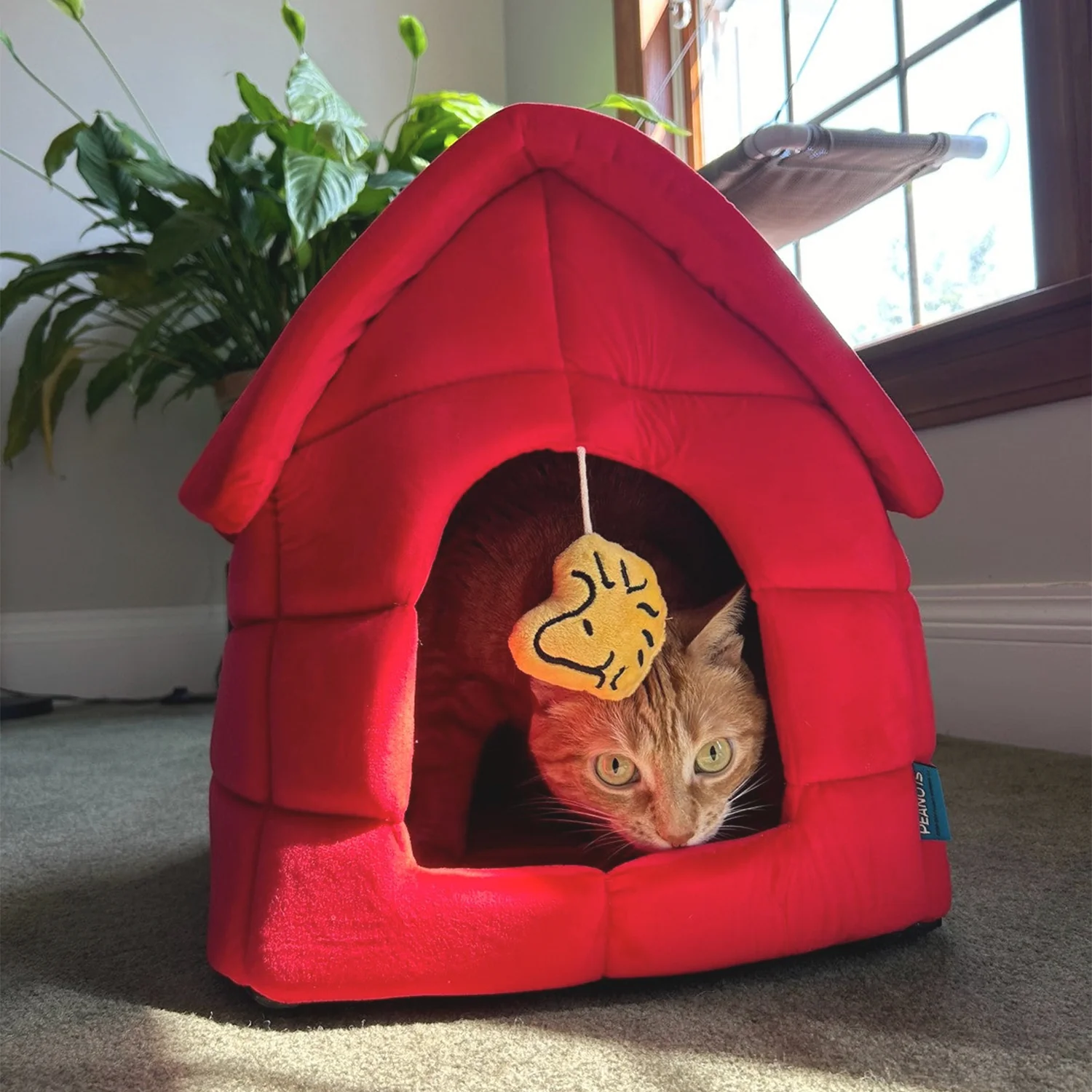 Peanuts® Snoopy Doghouse Pet Bed - Image 17