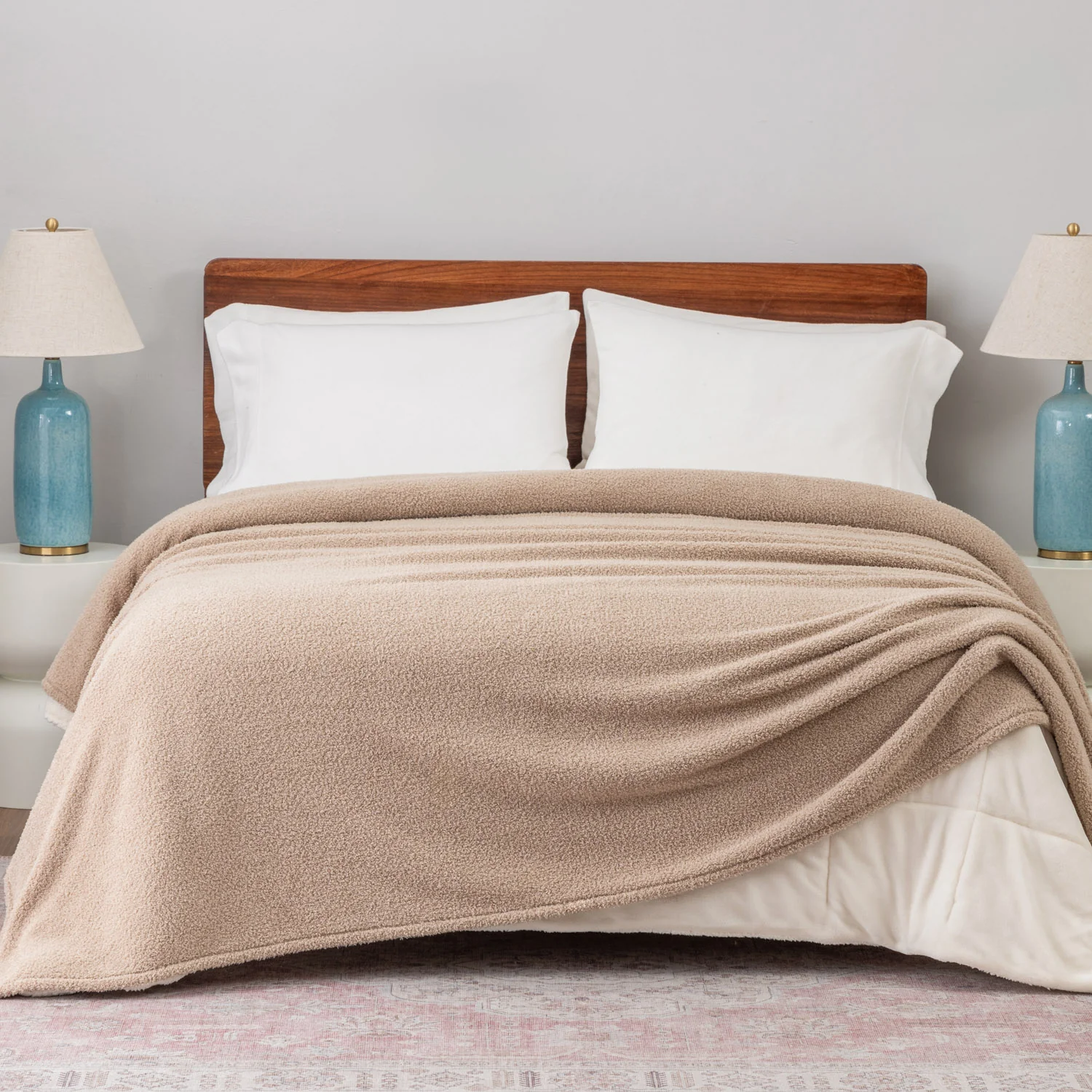 Retro Comfort Plush Blanket - Image 32