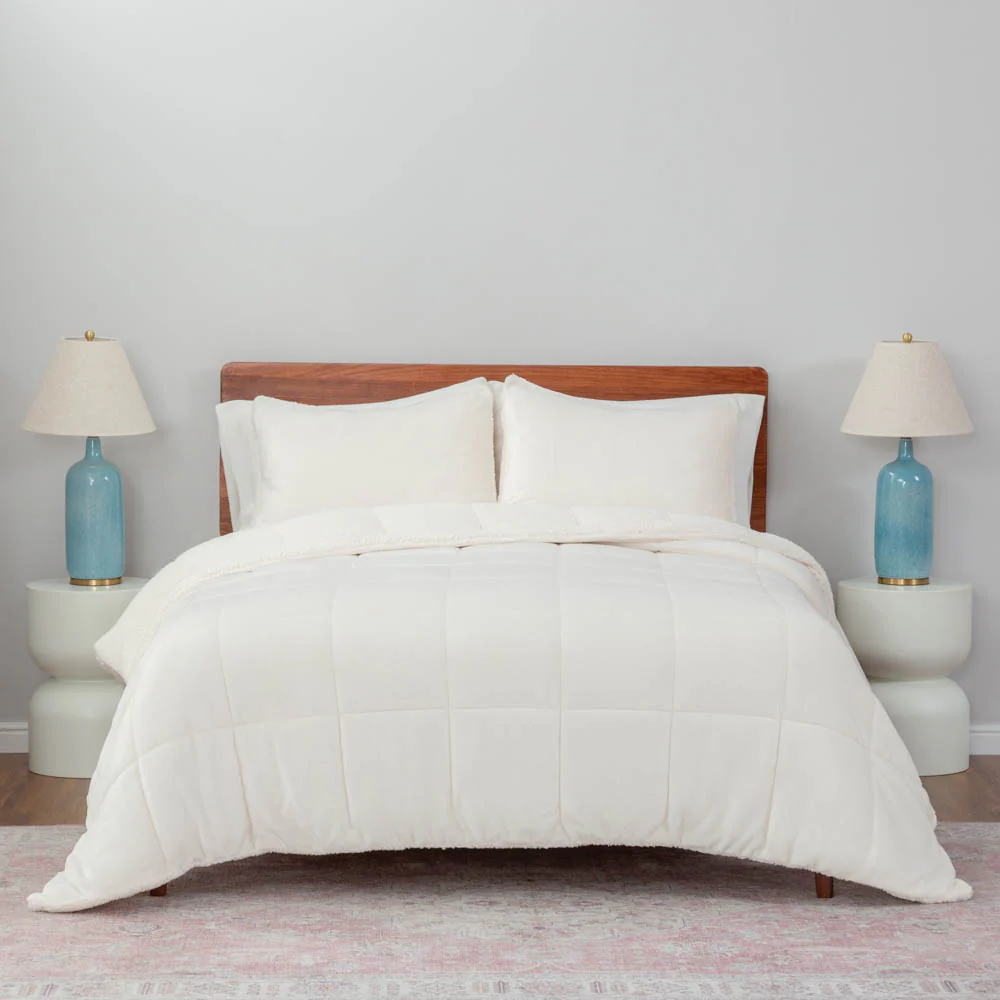Reversible VelvetLoft® Sherpa Comforter Set - Image 18