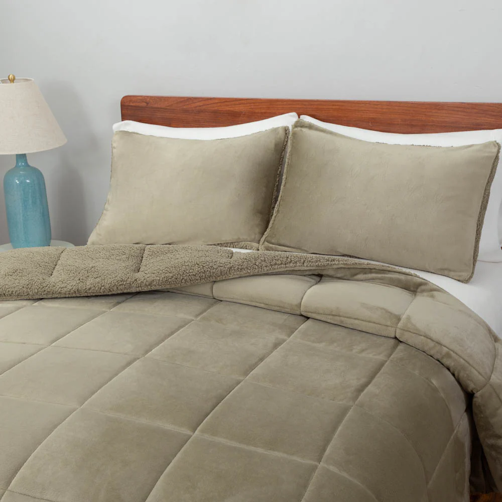 Reversible VelvetLoft® Sherpa Comforter Set - Image 9